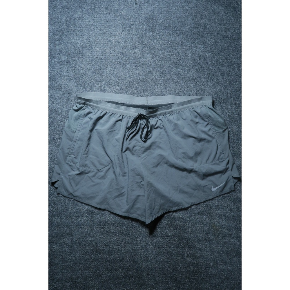 Nike Dri-FIT Mens 3XL Gray Stride Running Shorts Lined Reflective DM4755-084